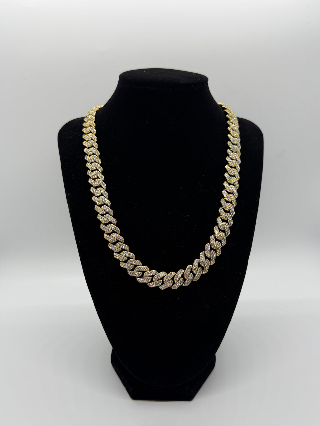 12mm 20" VVS Moissanite 18k Gold Vermeil Iced Miami Cuban Chain