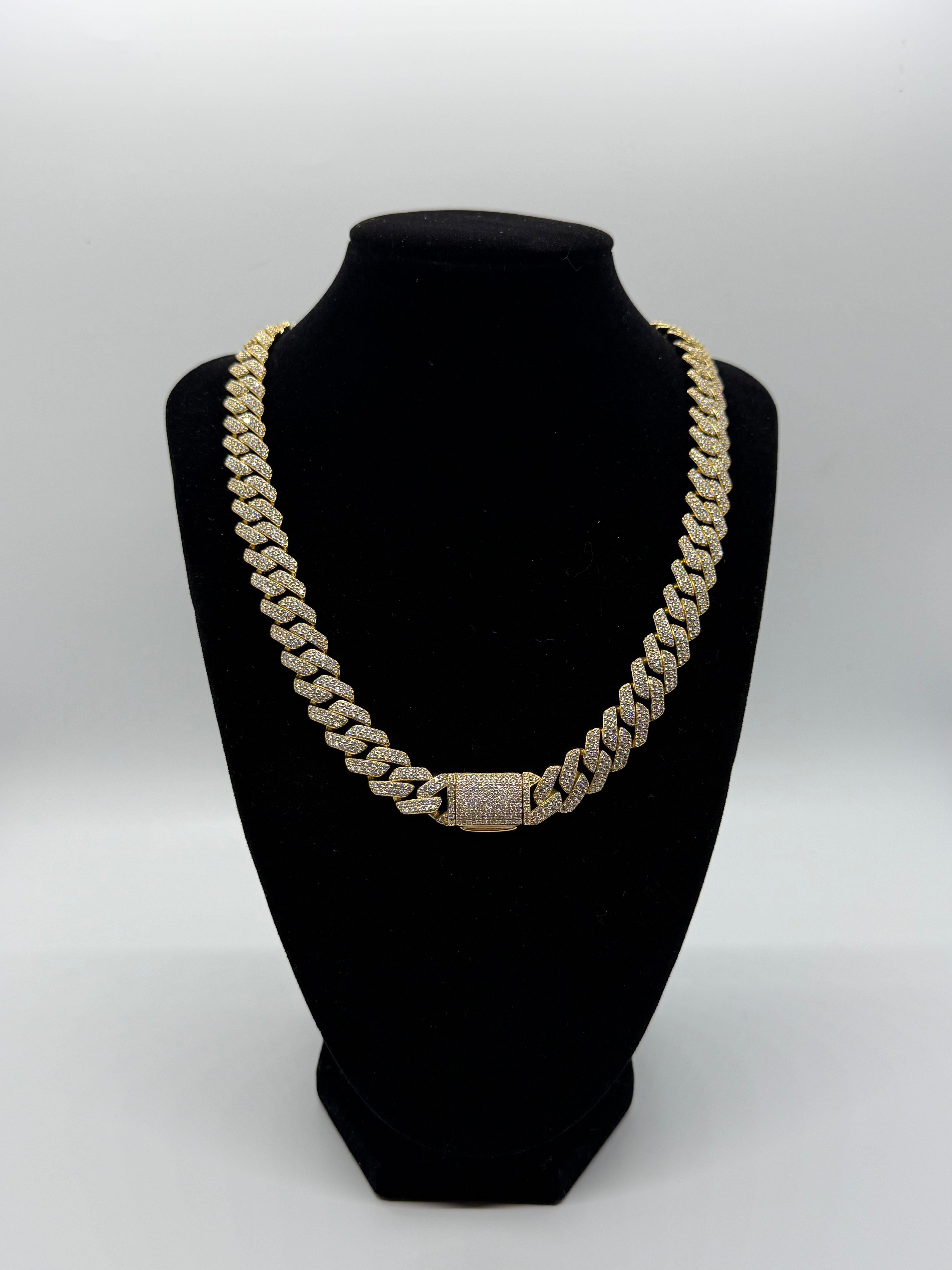 12mm 20" VVS Moissanite 18k Gold Vermeil Iced Miami Cuban Chain